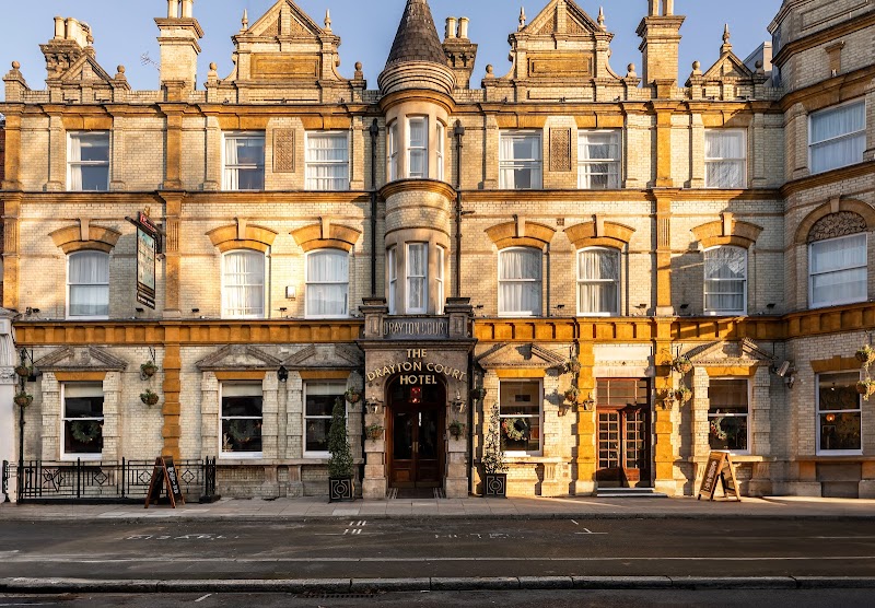 The Drayton Court Hotel in Ealing, United Kingdom
