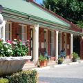 The Elms Motor Inn