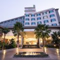The Grand Riverside Hotel