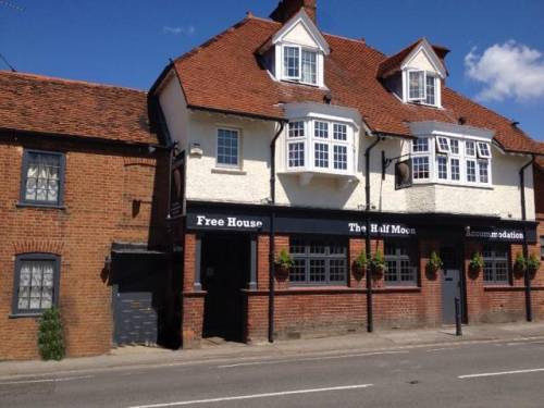 The Half Moon Inn in Woking, United Kingdom