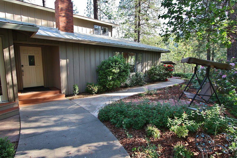 The Inn at Shasta Lake in Cottonwood, California, United States