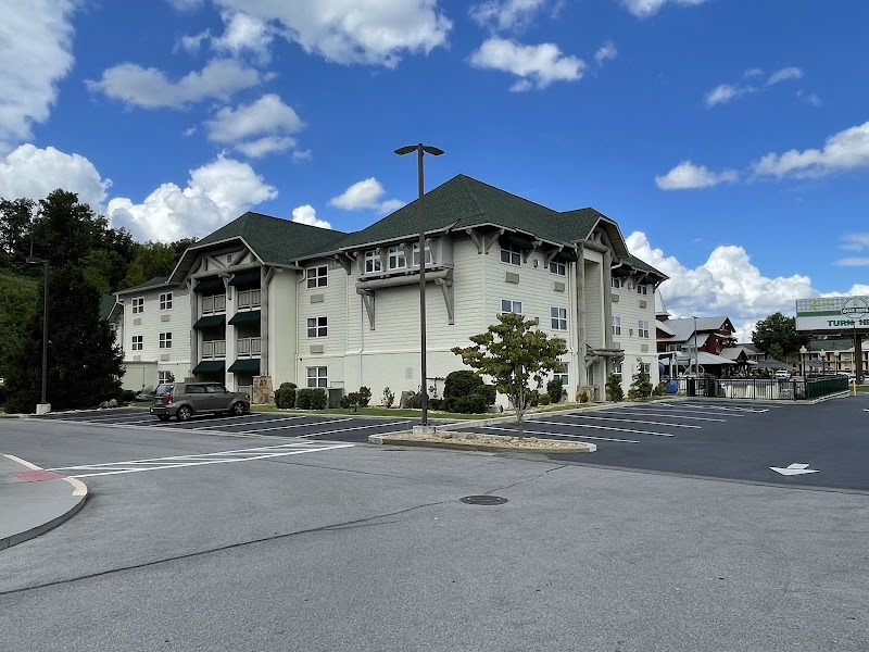 The Lodge at Five Oaks in Sevierville, Tennessee, United States