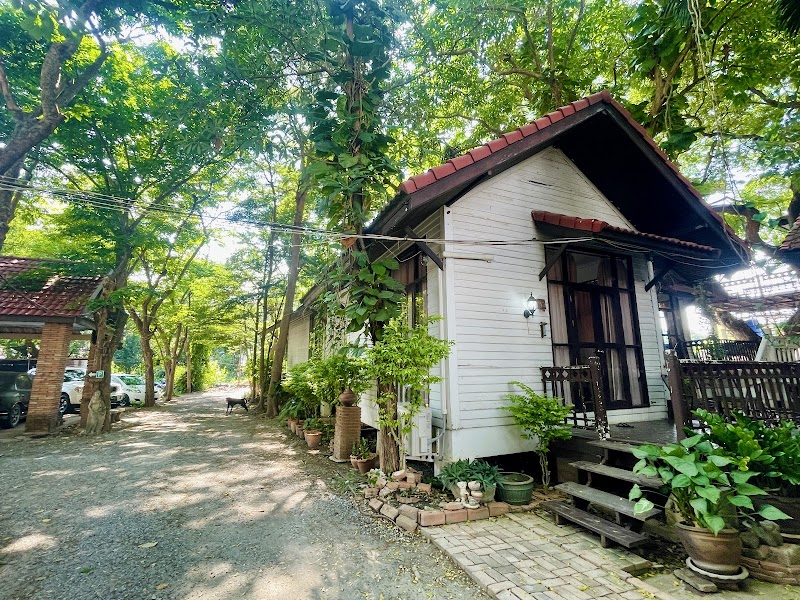 The Old Palace Resort in Phra Nakhon Si Ayutthaya, Thailand