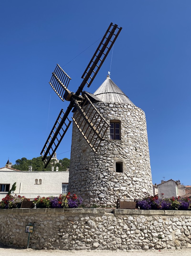 The Old Well House in Allauch, France