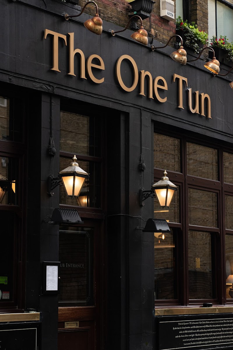 The One Tun Pub in Islington, United Kingdom