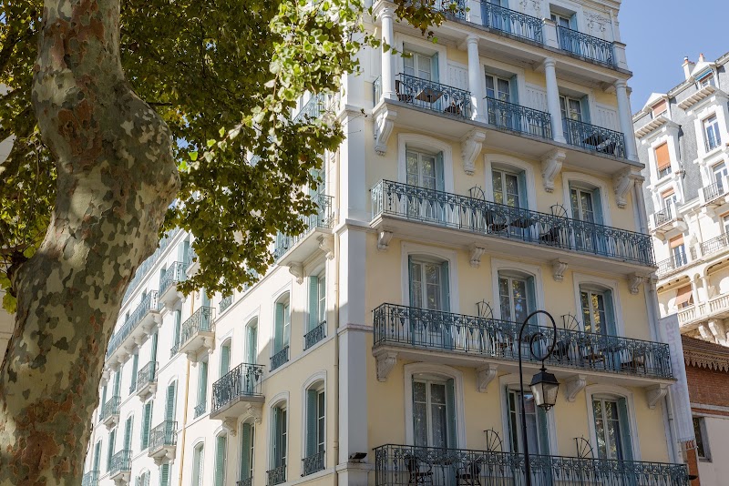 The Originals Boutique, Hotel Les Nations in Vichy, France