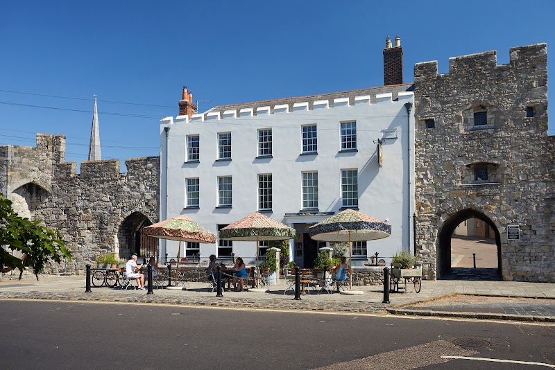 The Pig in the Wall in Southampton, United Kingdom