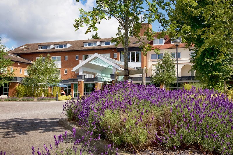 The Regency Park Hotel in Thatcham, United Kingdom