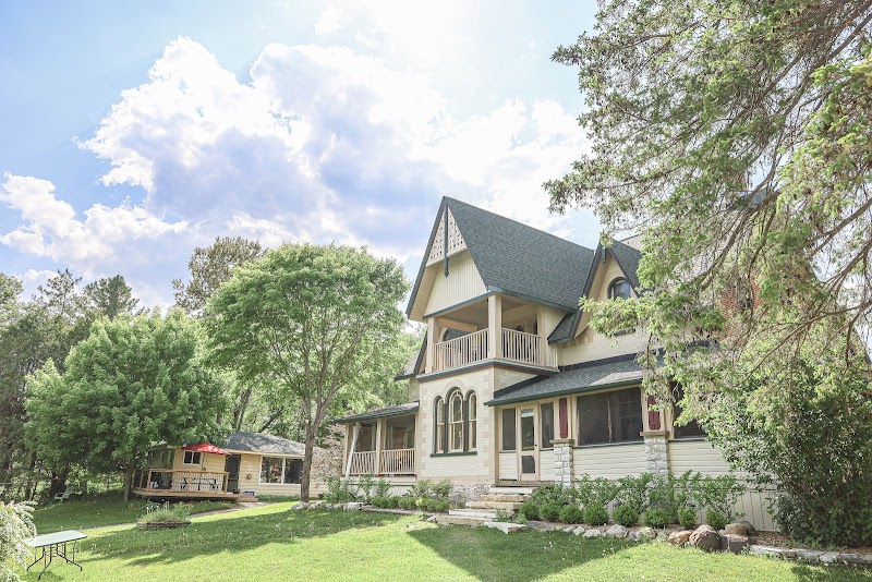 The Saucy Willow Inn in Barrie, Canada