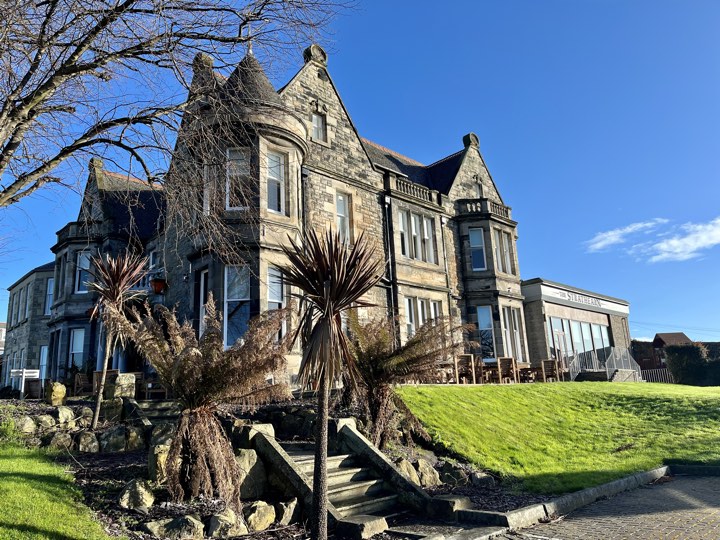 The Strathearn Hotel in Kirkcaldy, United Kingdom