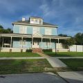 Three Oaks Motel