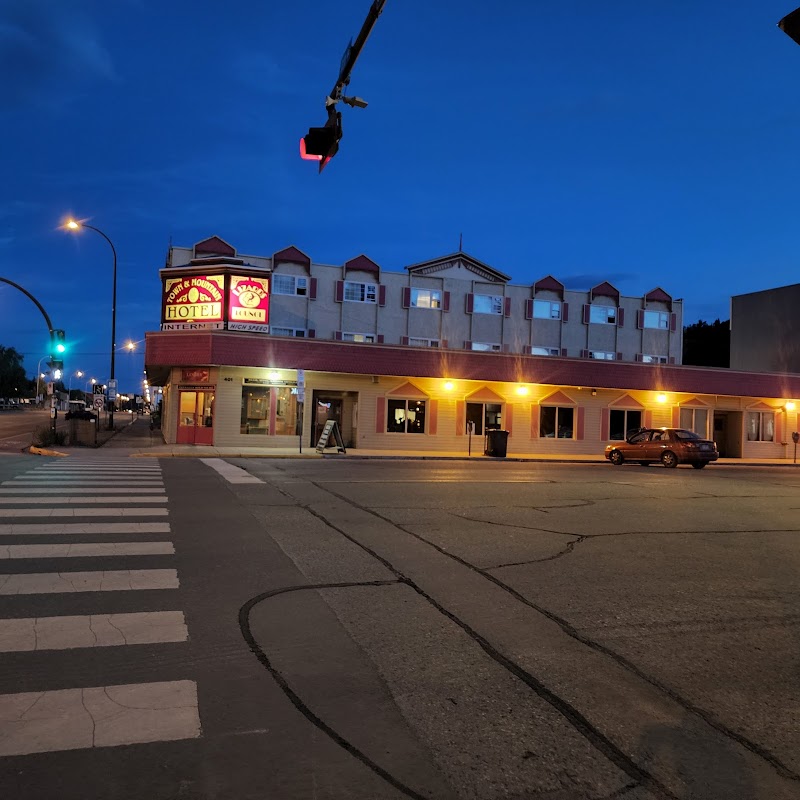 Town and Mountain Hotel in Whitehorse, Canada