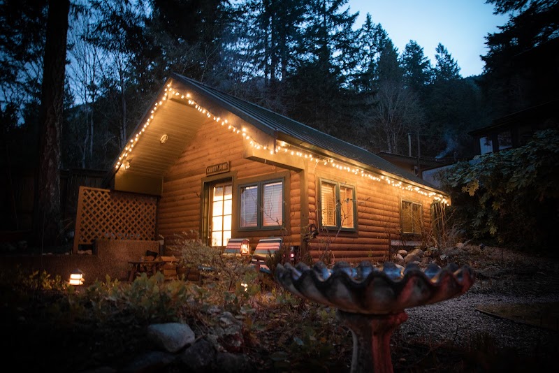 Tranquility Bay Waterfront Inn in Sechelt, Canada