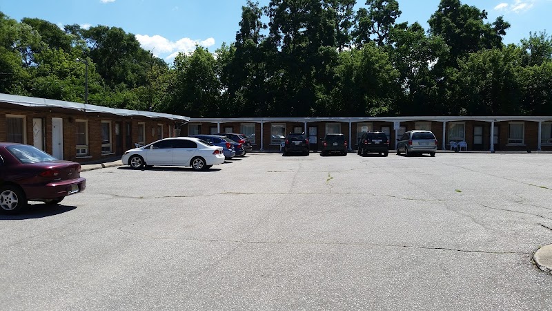 Travellers Choice Motel in Windsor, Canada