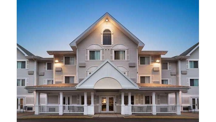Travelodge Suites by Wyndham Moncton in Moncton, Canada