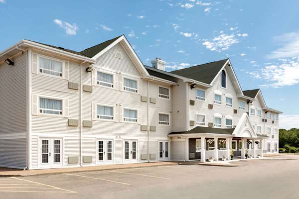 Travelodge Suites by Wyndham New Glasgow in New Glasgow, Canada
