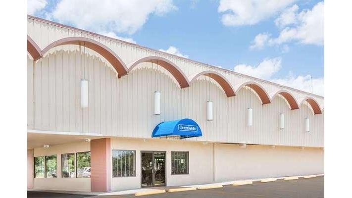 Travelodge by Wyndham Shreveport LA in Shreveport, Louisiana, United States