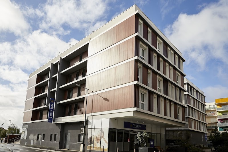 Tulip Inn Massy Palaiseau Residence in Palaiseau, France
