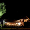 Twin Lakes Roadhouse Lodge
