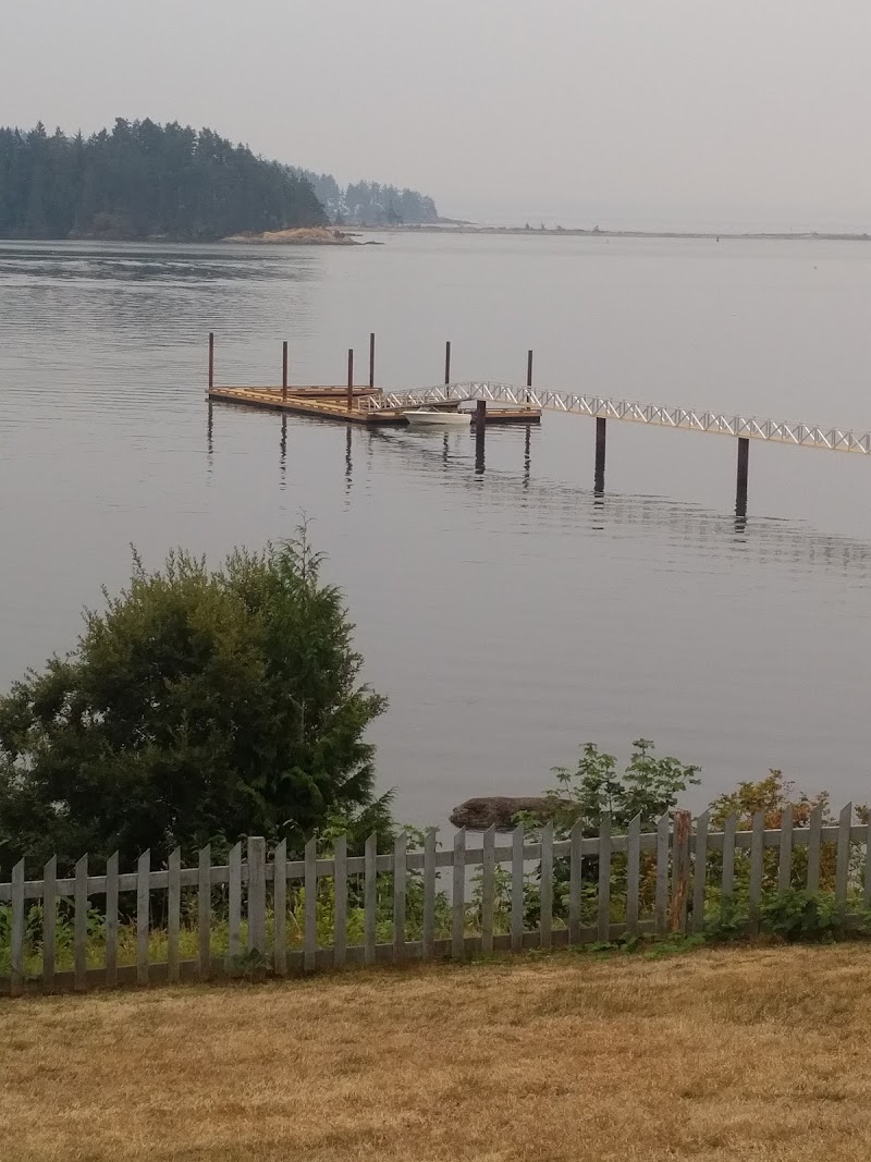Ty Collwyn Waterfront Retreat in Sooke, Canada