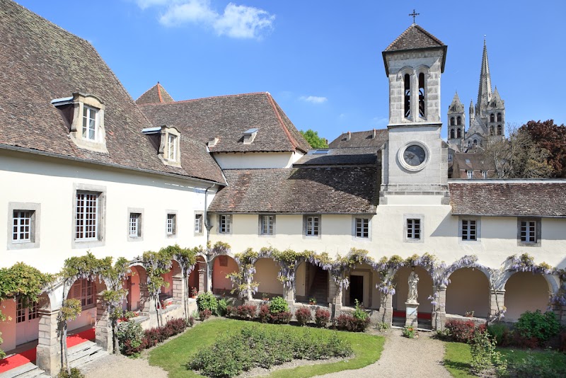 Villa Medicis Autun in Autun, France