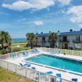 Villa Sereno Apartments and Motel