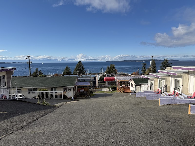 Westview Centre Motel in Powell River, Canada