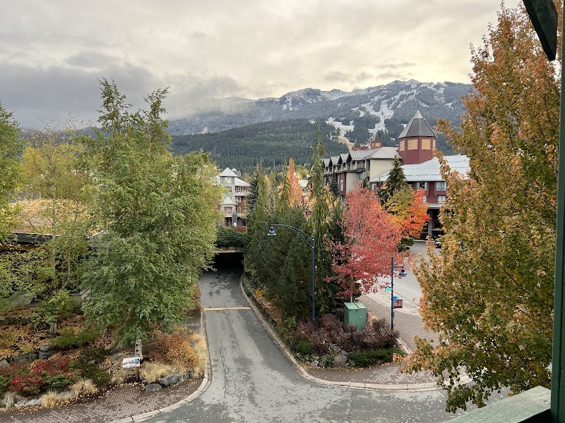 Whistler Pinnacle Hotel in Whistler, Canada