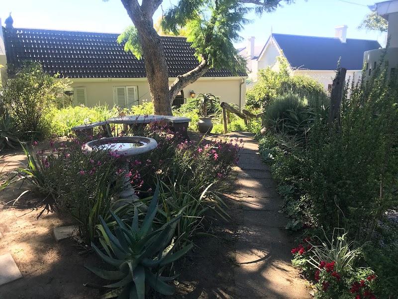 30 on Oatlands Road in Grahamstown, South Africa