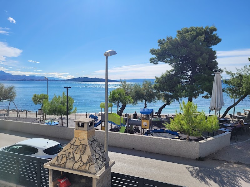 Apartments Gabine 235 in Kastel Stari, Croatia