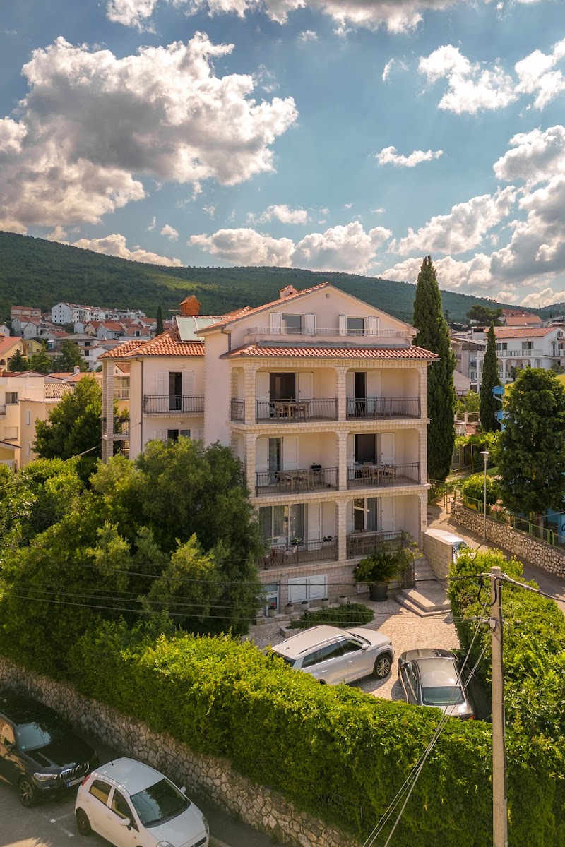 Apartments Lonzor in Matulji, Croatia