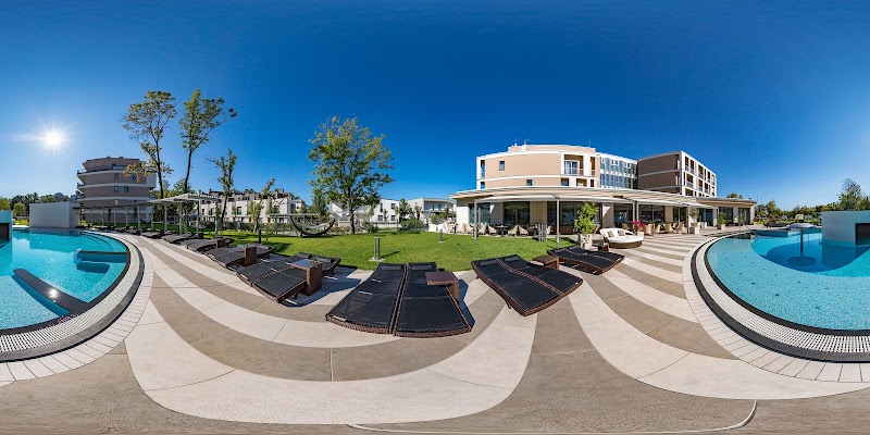 Aura Hotel in Balatonfured, Hungary