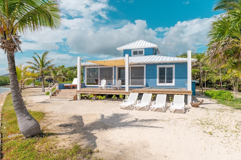 Barefoot Cay Resort in Roatan, Honduras