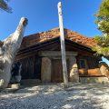 Beachcomber Lodge and Backpacker