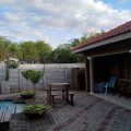Bushmen Inn Premier Lodge