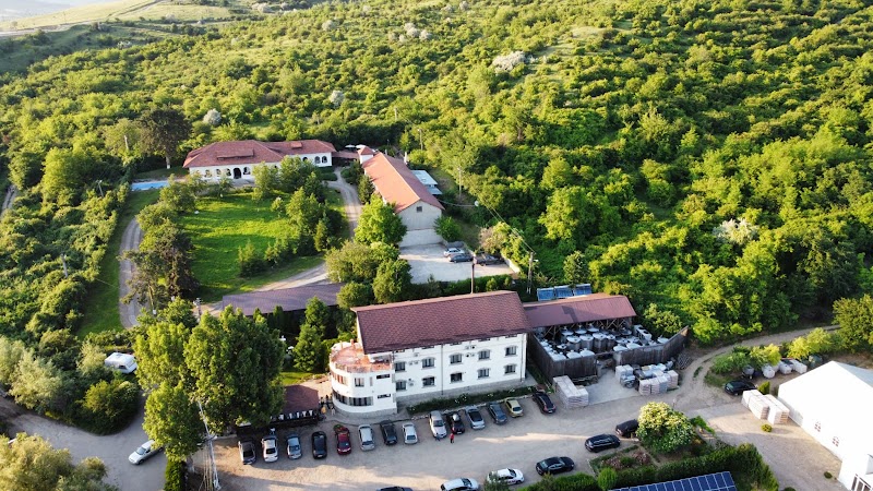Casa Colinelor in Urlati, Romania