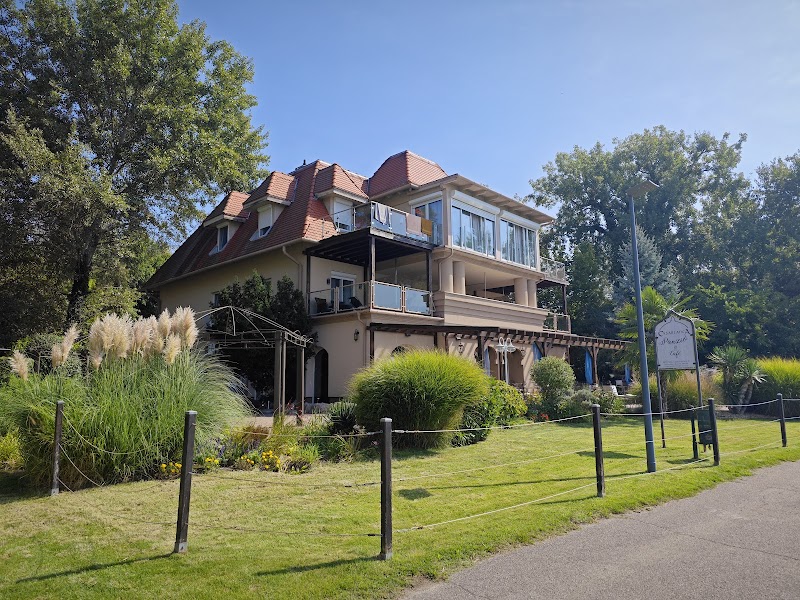 Casablanca Hotel in Tata, Hungary