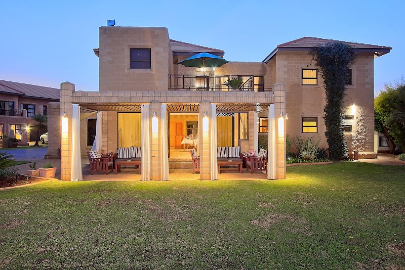Centurion Golf Suites Boca Walk in Centurion, South Africa