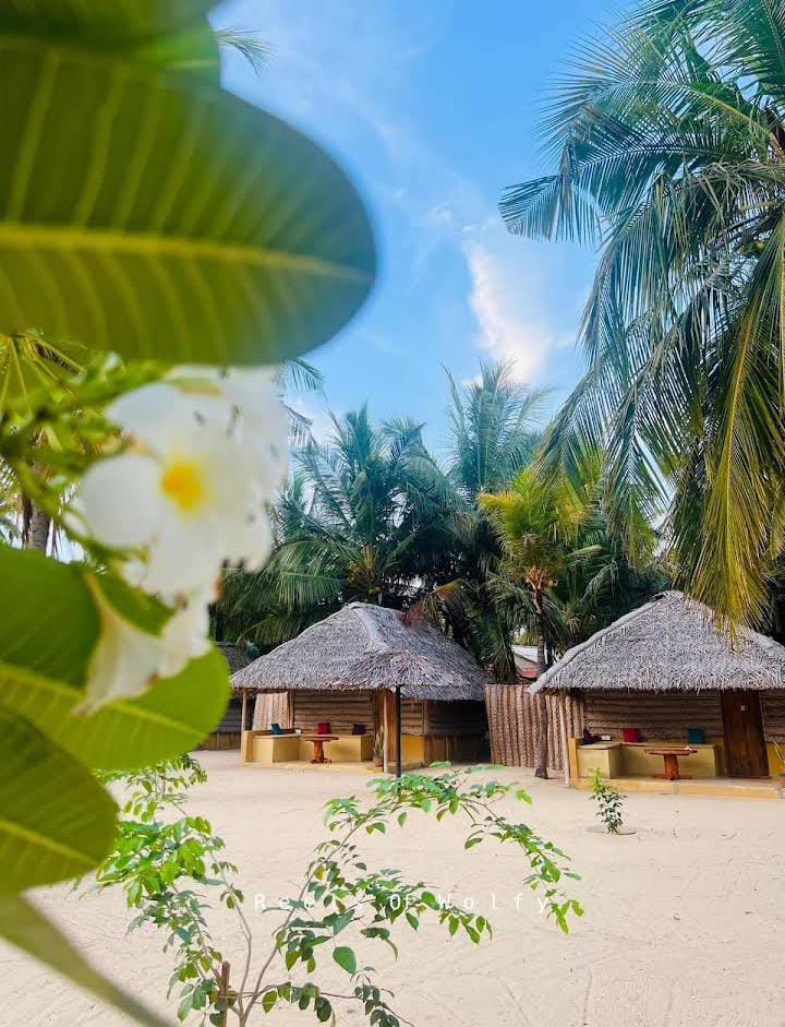 Cocodance Kitesurfing Resort in Kalpitiya, Sri Lanka