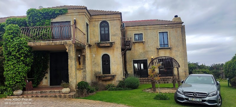 Dio Dell Amore Guest House in Jeffrey's Bay, South Africa
