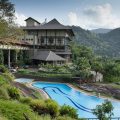 Earl’s Regency Hotel
