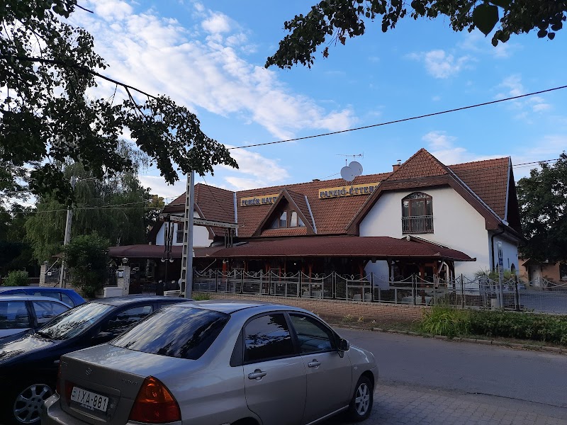 Fehértó Panzió in Oroshaza, Hungary