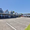 Gables Lakefront Motel