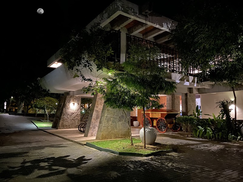 Grand Udawalawe Safari Resort in Gampaha, Sri Lanka