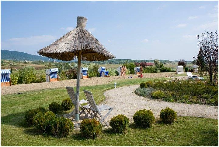 Hetkuti Wellness Hotel Es Lovaspark in Mor, Hungary