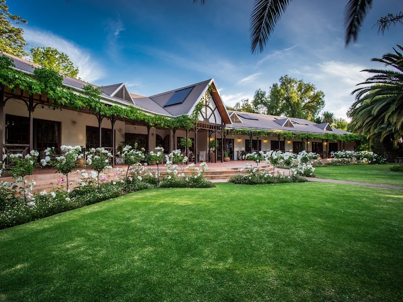 Hlangana Lodge in Oudtshoorn, South Africa