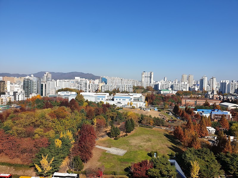 Holiday Inn Express Suwon Ingye in Suwon, Korea, South