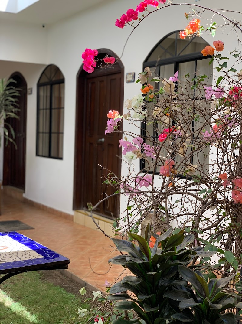 Hostal Las Puertas in Santa Ana, El Salvador