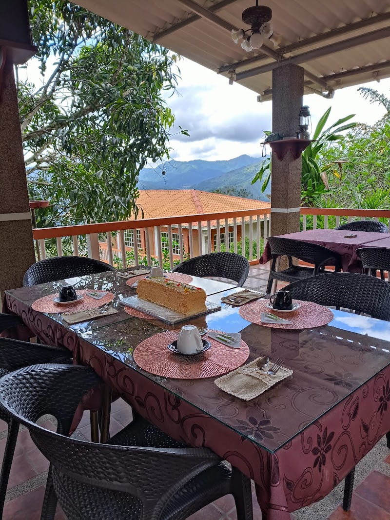 Hotel El Jardín in Zaruma, Ecuador