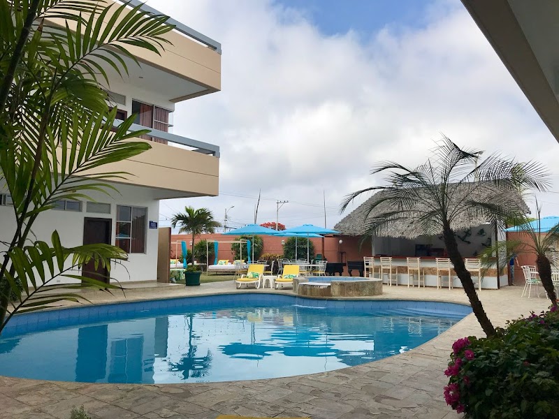 Hotel El Marinero in Salinas, Ecuador